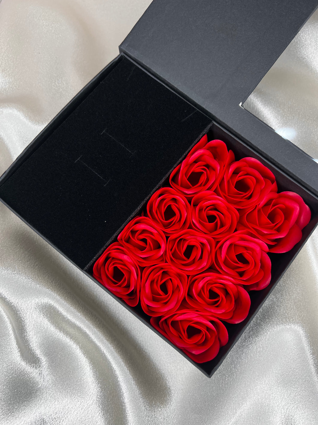 Red Rose Jewelry Gift Box