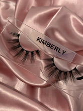 Cargar imagen en el visor de la galería, KIMBERLY
